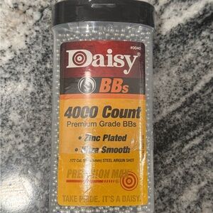 Daisy Premium Grade BBs 4000ct Zinc Plated Ultra Smooth .177 Cal Steel Pellets
